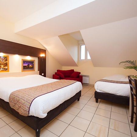 Logis Jum'Hotel Saints-Geosmes Exterior foto